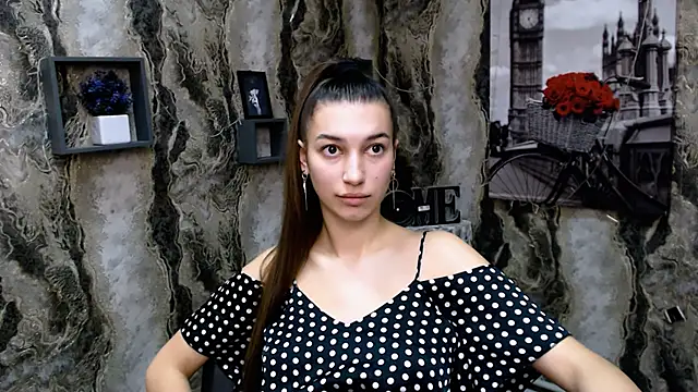 KarolinaRosse  online show from 01.13.25