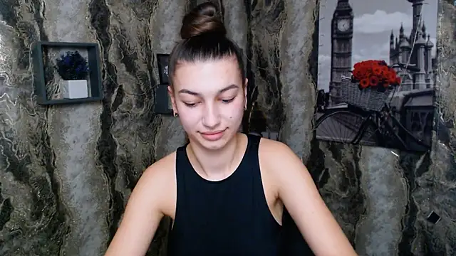 KarolinaRosse  online show from 02.02.25