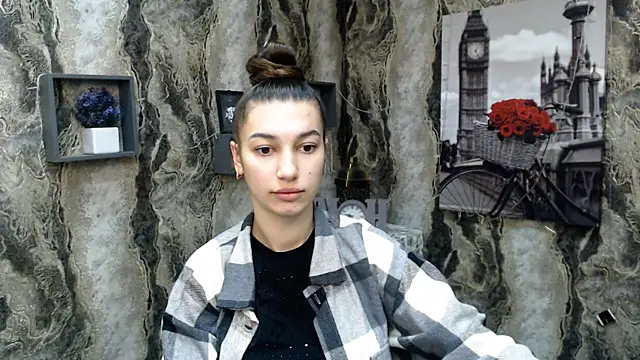 KarolinaRosse  online show from 02.07.25