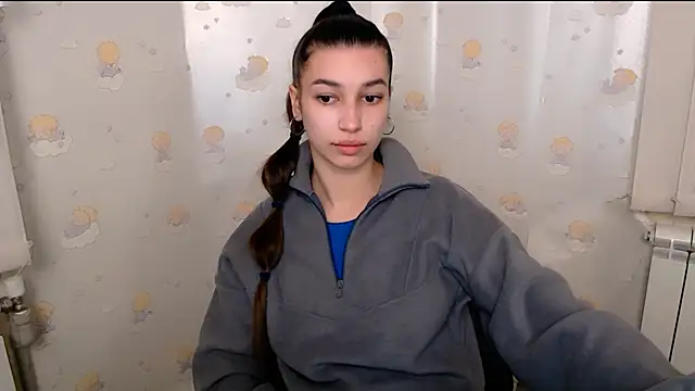 KarolinaRosse  online show from 02.08.25