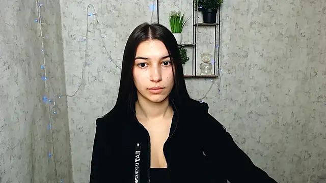 KarolinaRosse  online show from 02.28.25