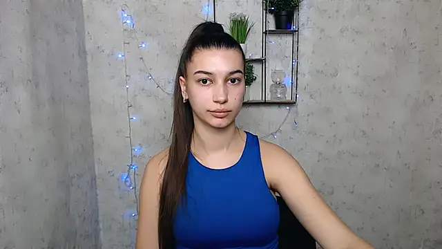 KarolinaRosse  online show from 03.10.25