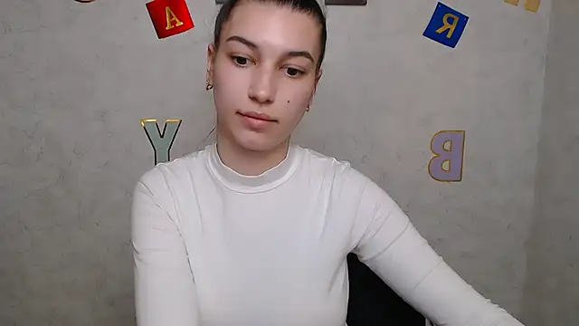 KarolinaRosse  online show from 03.11.25