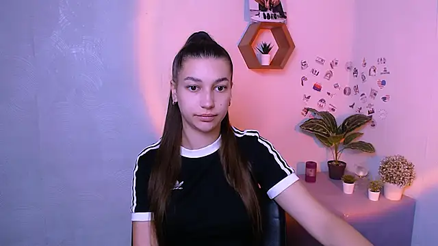 KarolinaRosse  online show from 09.30.25