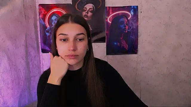 KarolinaRosse  online show from 10.03.25