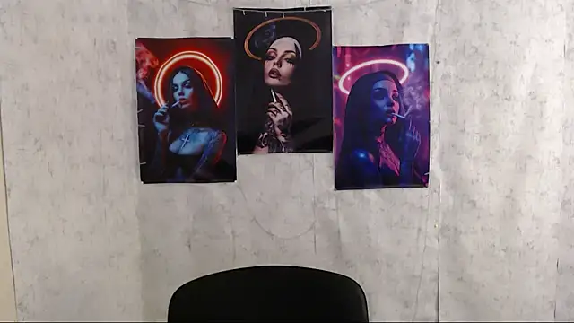 KarolinaRosse  online show from 10.04.25