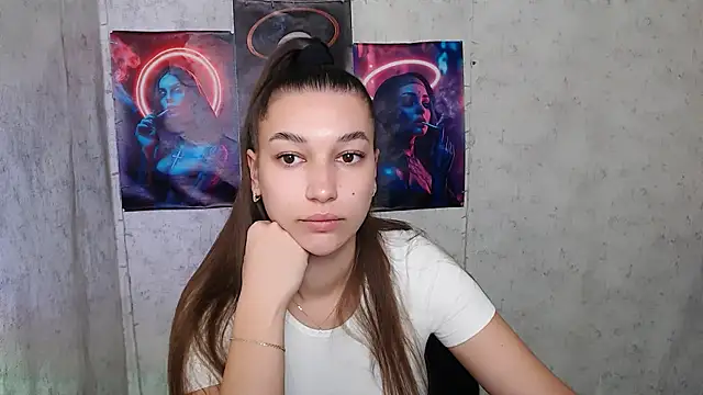 KarolinaRosse  online show from 10.15.25