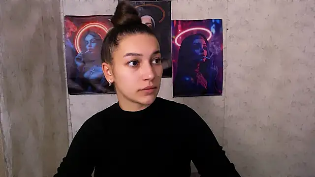 KarolinaRosse  online show from 11.22.25