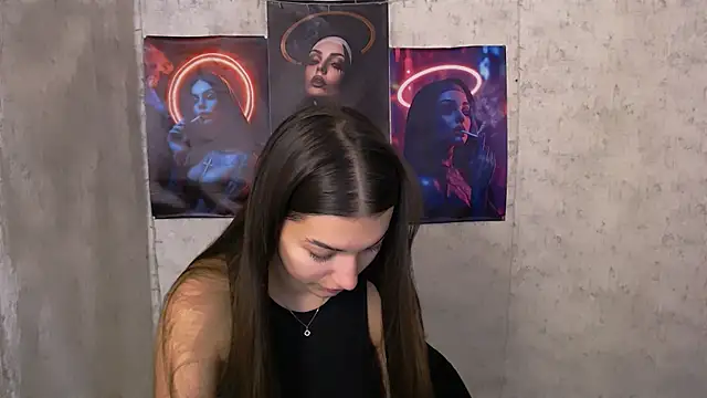 KarolinaRosse  online show from 11.28.25