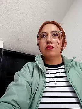 VIOLETA-25  online show from 02.06.25