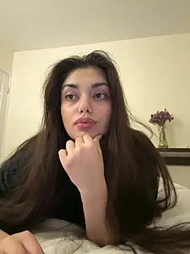 Snapshot of Sweet_Khalifa_ chatting on 12.13.24 Sweet Khalifa  online show from 12.13.24