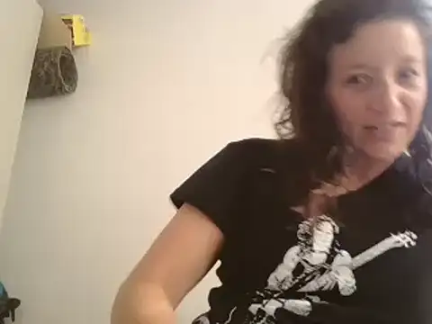 Snapshot of hanamy_joha chatting on 01.07.25 hanamy joha online show from 01.07.25