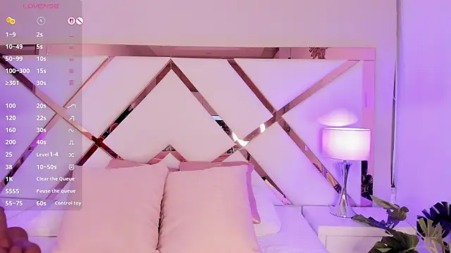 ChloeTayylor  online show from 11.06.25