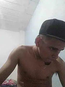 Snapshot of Y4NcA chatting on 09.13.25 Y4NcA online show from 09.13.25