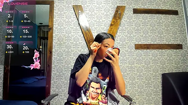 Mia scarlet69 online show from 02.05.25