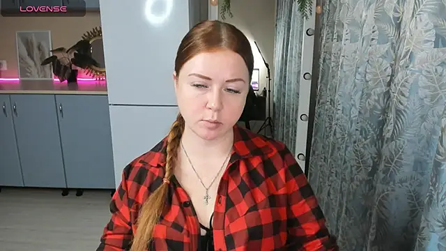 Snapshot of BettyBloom69 chatting on 01.22.25 BettyBloom69 online show from 01.22.25