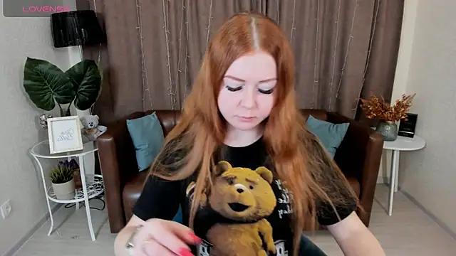 Snapshot of BettyBloom69 chatting on 01.28.25 BettyBloom69 online show from 01.28.25
