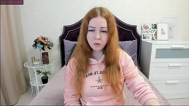 Snapshot of BettyBloom69 chatting on 02.20.25 BettyBloom69 online show from 02.20.25