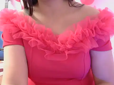 Snapshot of diva-22 chatting on 02.04.25 diva-22 online show from 02.04.25