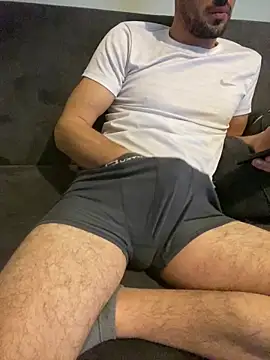 Snapshot of mertt3457 chatting on 02.08.25 mertt3457 online show from 02.08.25