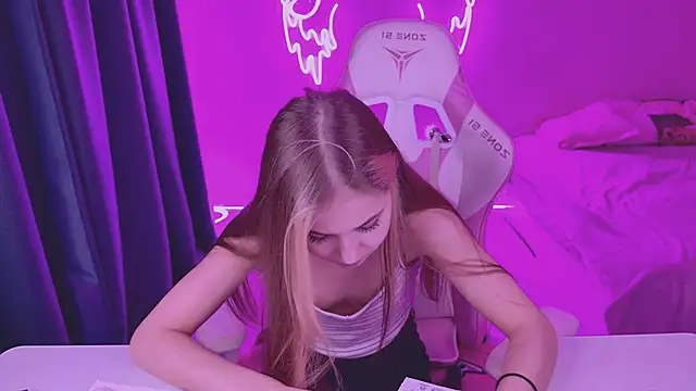 Snapshot of tikkisa chatting on 02.01.25 tikkisa online show from 02.01.25