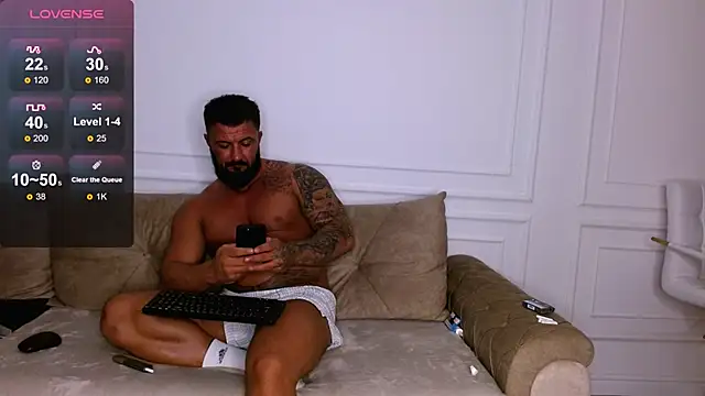 UrsuKing online show from 12.28.24