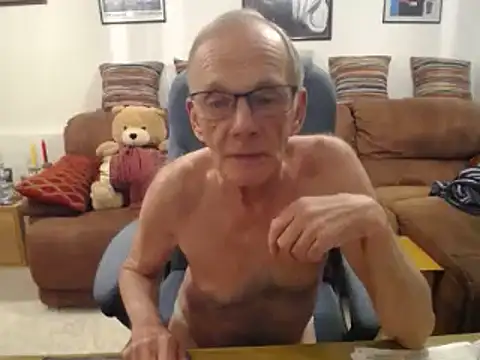 Snapshot of Ferret7777 chatting on 02.15.25 Ferret7777 online show from 02.15.25
