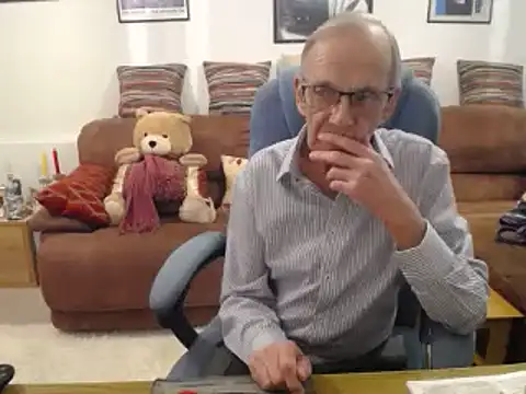 Snapshot of Ferret7777 chatting on 02.21.25 Ferret7777 online show from 02.21.25