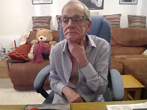 Snapshot of Ferret7777 chatting on 02.22.25 Ferret7777 online show from 02.22.25