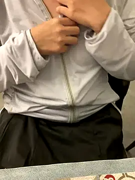 Snapshot of Bella0815 chatting on 12.04.24 Bella0815 online show from 12.04.24