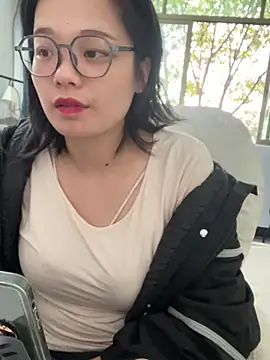 Snapshot of Bella0815 chatting on 12.29.24 Bella0815 online show from 12.29.24