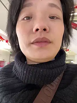 Snapshot of Bella0815 chatting on 01.03.25 Bella0815 online show from 01.03.25