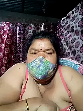 Snapshot of Hot_Falguni chatting on 01.26.25 Hot Falguni online show from 01.26.25