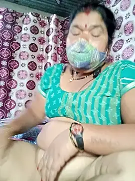Snapshot of Hot_Falguni chatting on 02.02.25 Hot Falguni online show from 02.02.25