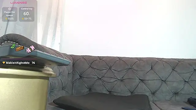 angelbianchii online show from 12.04.24
