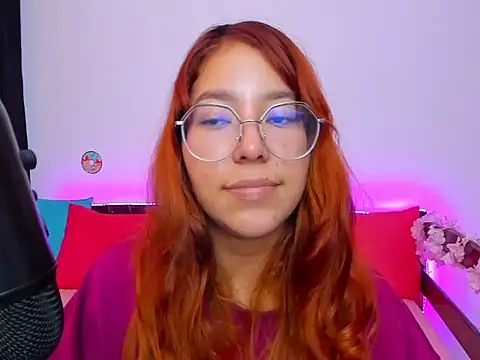 Snapshot of _Moon_Johnson chatting on 09.21.25  Moon Johnson online show from 09.21.25