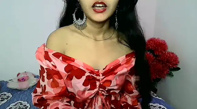 Snapshot of SUZY_FROMUS chatting on 12.19.24 SUZY FROMUS online show from 12.19.24