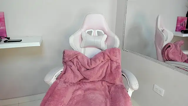 Annie9  online show from 02.09.25