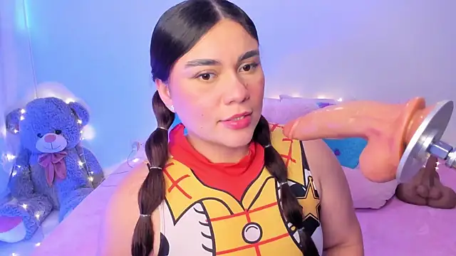 Snapshot of Isa_belaa chatting on 03.08.25 Isa belaa online show from 03.08.25