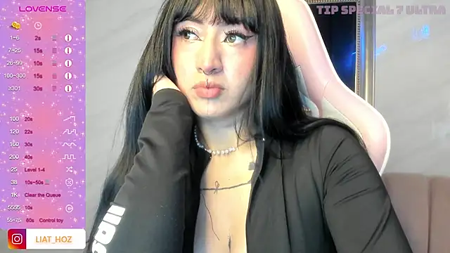 Snapshot of Sexy_adara_1b chatting on 01.04.25 Sexy adara 1b online show from 01.04.25