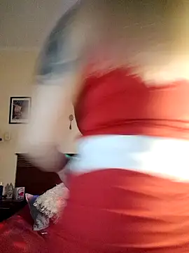 Snapshot of DesireSatler chatting on 10.17.25 DesireSatler online show from 10.17.25