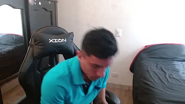 Snapshot of kv___xxx_ chatting on 09.20.25 kv   xxx  online show from 09.20.25