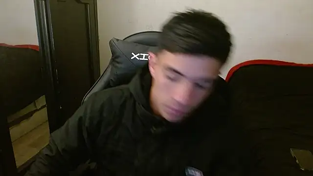 Snapshot of kv___xxx_ chatting on 09.24.25 kv   xxx  online show from 09.24.25