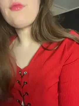 Snapshot of Topvi_ chatting on 02.22.25 Topvi online show from 02.22.25