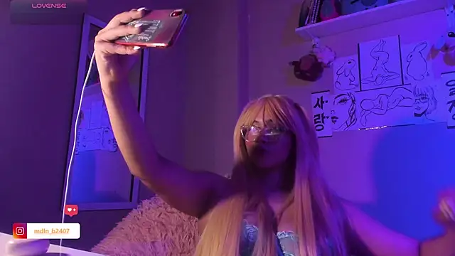 MadelineBenet online show from 02.27.25