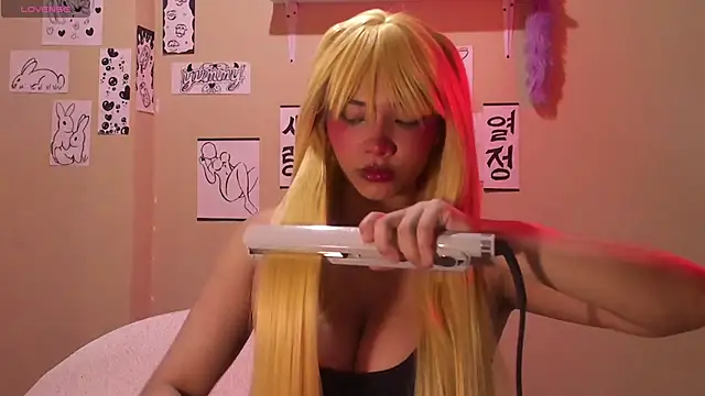 MadelineBenet online show from 03.22.25