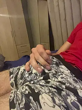 Snapshot of erenmagic chatting on 11.23.25 erenmagic online show from 11.23.25