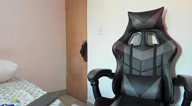 leo030809 online show from 03.19.25