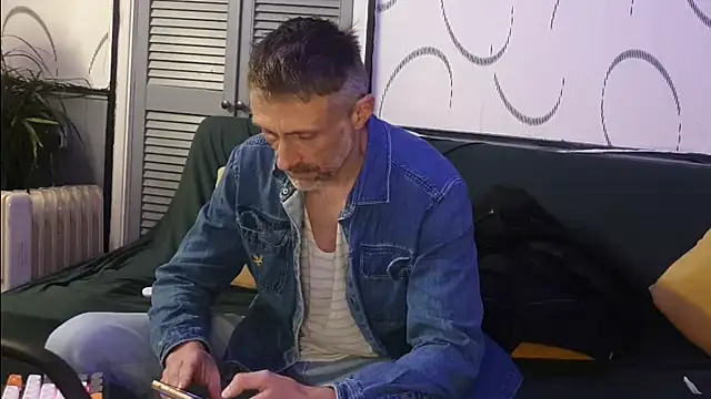 unclestefansdick online show from 11.04.25