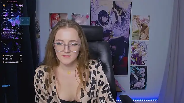 luna berryy online show from 12.22.24